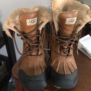 Ugg snow boots